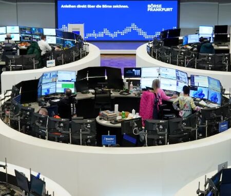 Markets Wobble as Trump’s Tariff Threats and Growth Jitters Weigh on Sentiment